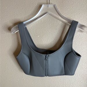 NWOT Skims Bikini Top Rubberized Scuba Swim Scoop Neck Size Large
